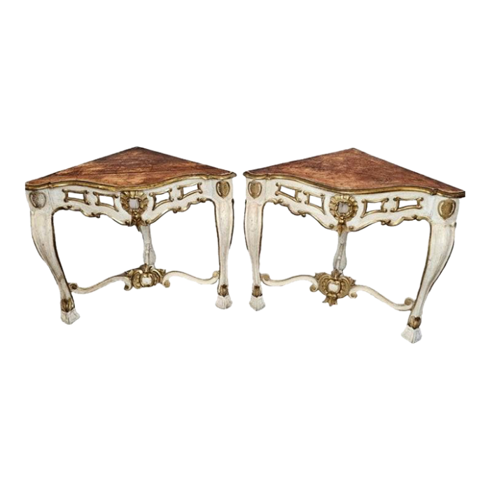 18th century italian baroque louis xv giltwood corner console tables a pair 5750