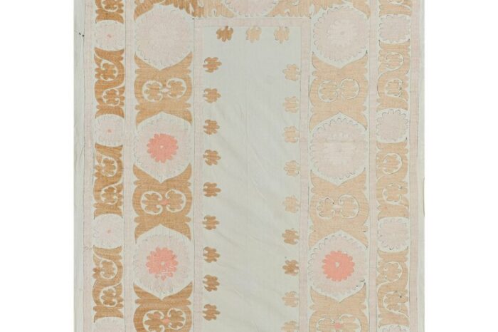 1960s uzbekistan neutral cotton suzani 47 x 68 6478