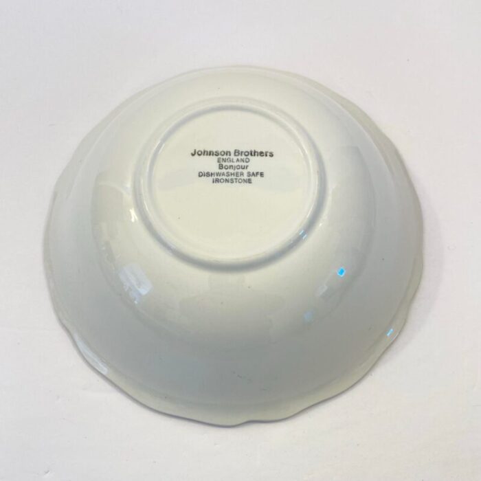 1980s johnson brothers bonjour ironstone round vegetable serving bowl 7719