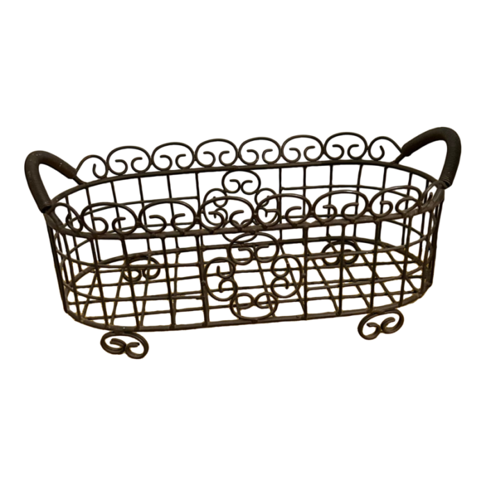 1980s vintage farmhouse centerpiece heavy gauge metal wire basket with handles 3639