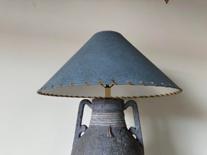 1980s vintage lee reynolds table lamp with shade 2783