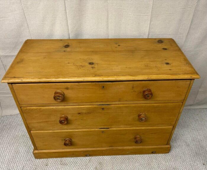 19th century english pine chest of drawers 4984