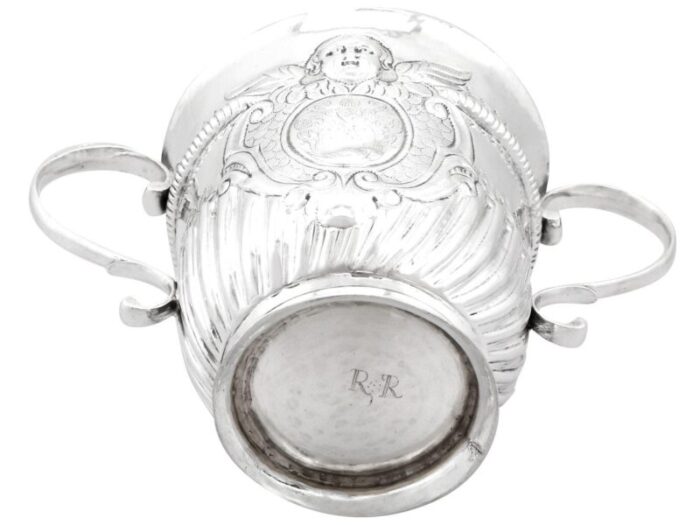 C1669o antique silver porringer master