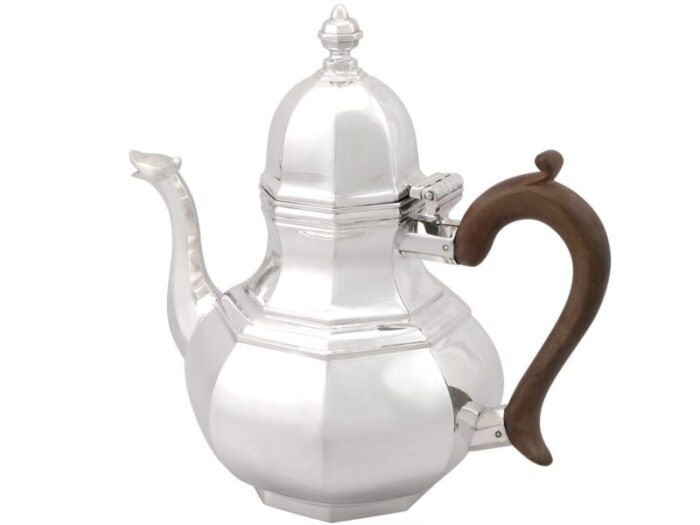 C5487d Britannia Silver Teapot master