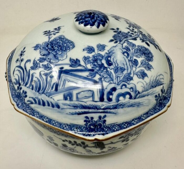 antique chinese export porcelain blue white chien lung soup tureen centerpiece 5642