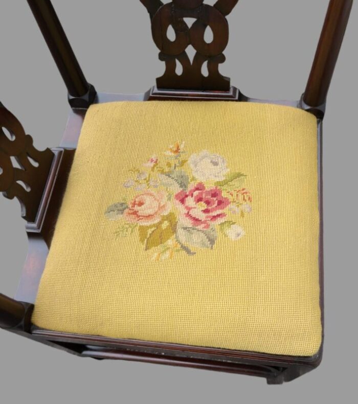 antique early 1900th century george ii style mahogany chippendale corner chair needlepoint roses upholstery 9941