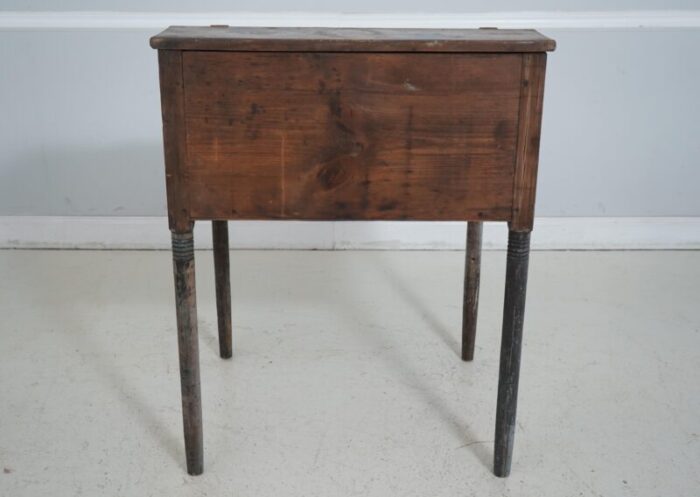 antique early american primitive schoolmasters desk 7613