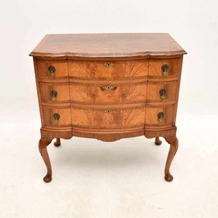 antique burr walnut chest of drawers 2 3 master