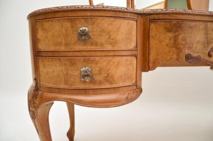 antique burr walnut dressing table stool 8 master