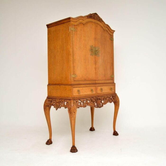 antique queen anne burr walnut cocktail cabinet 9 master