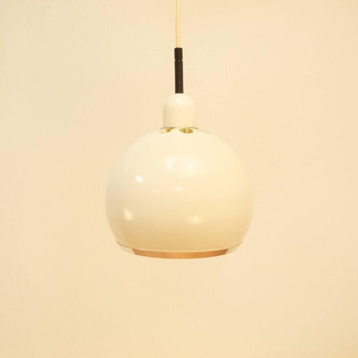 ball lamp in white painted metal 1970s 4