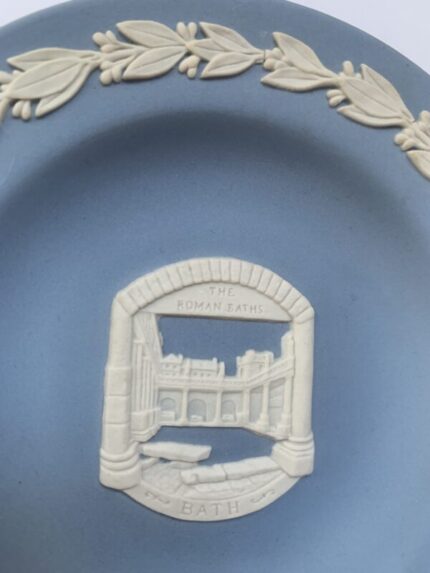 bath souvenir wedgwood blue jasperware catchall in original box 5163