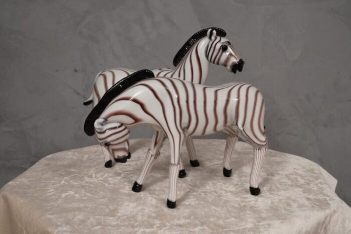 black and white murano glass sculptures 1980s set of 2 5782