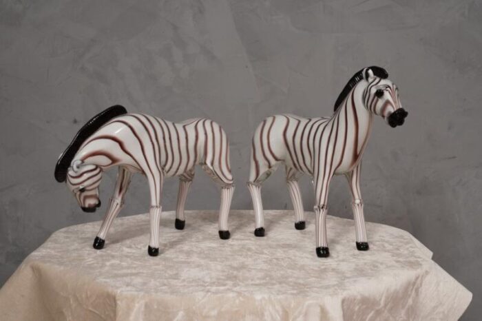 black and white murano glass sculptures 1980s set of 2 8008