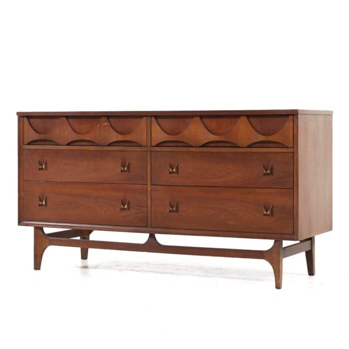 broyhill brasilia mid century walnut 6 drawer lowboy dresser 8835