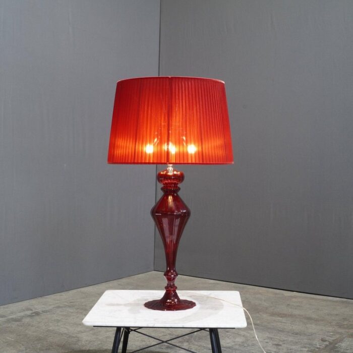 casa red murano table lamp from fendi 2