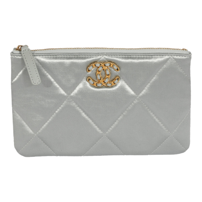 chanel gray quilted satin 19 o case 1674