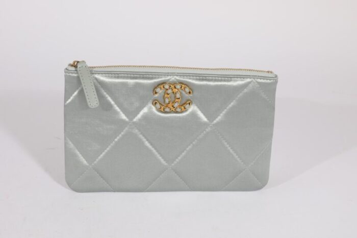 chanel gray quilted satin 19 o case 4592