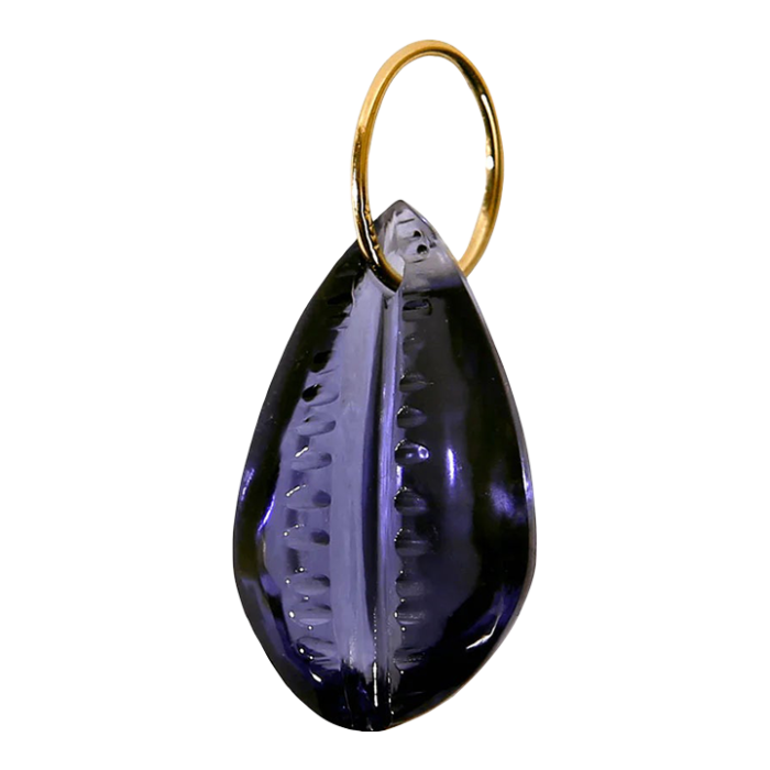 cowrie shell pendant kyanite quartz 4227