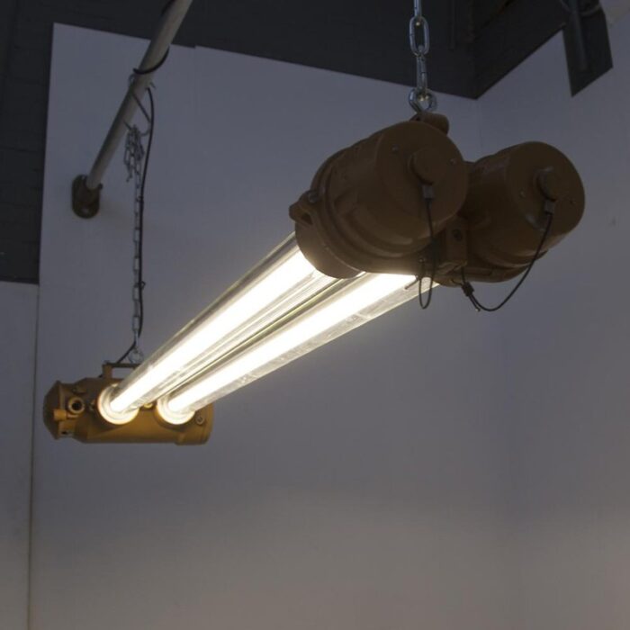 double tube light in tan from gdr 9