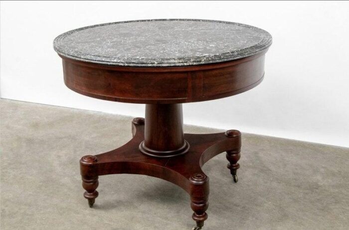 early 19th century american federal period boston classical mahogany center table 8660