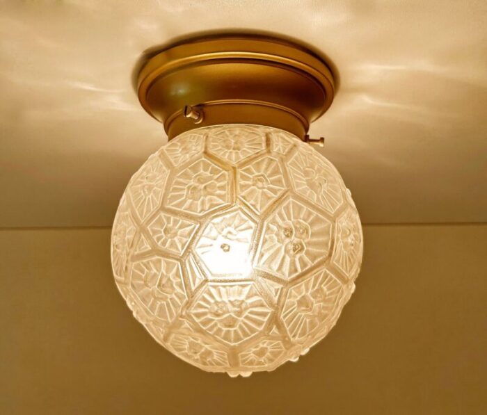 french art deco pendant light in glass 1930s 4