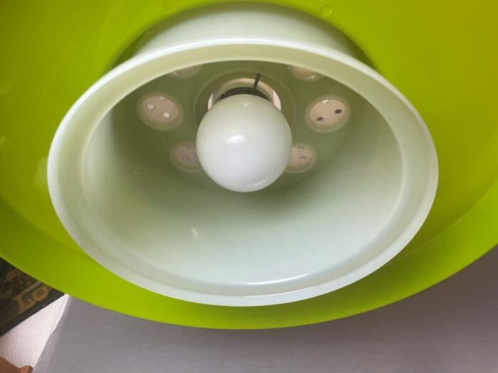 large space age ufo lamp in green acrylic 1970s 8