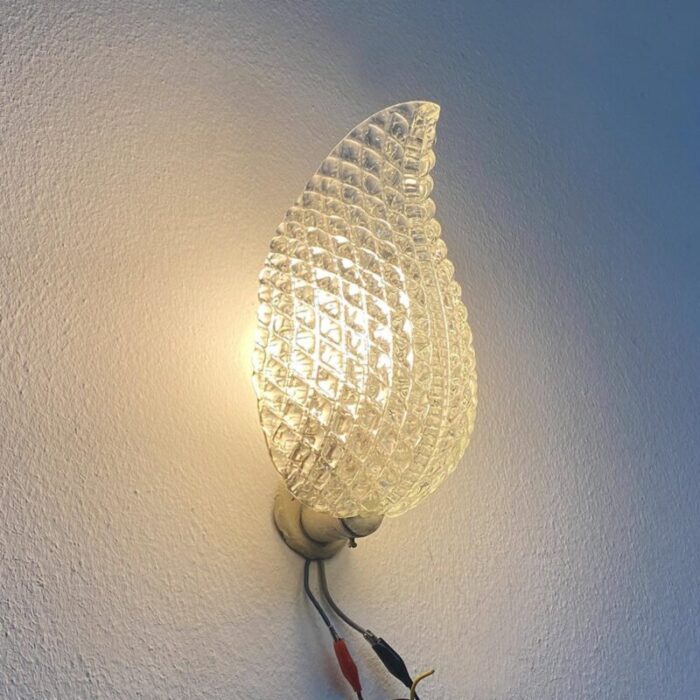 mid century italian metal support glass lampshader leaf shape wall lamp 1980s 3