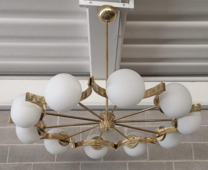 murano white glass and brass chandelier 2000s 4008