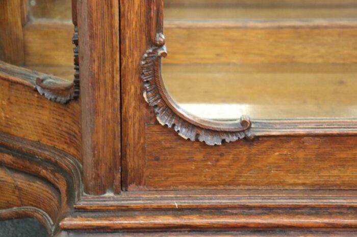 quality quarter sawn oak serpentine glass american victorian vitrine 4351