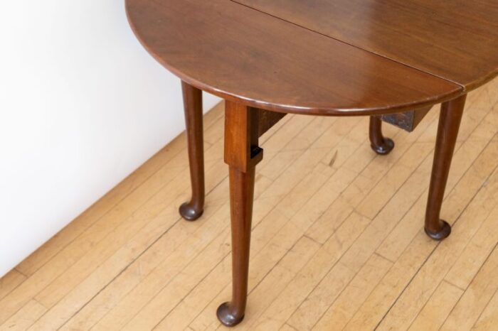 queen anne mahogany side table resideinc 5 master