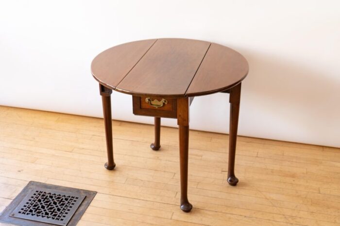 queen anne mahogany side table resideinc 8 master