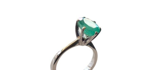 retro 18 k white gold emerald one stone ring size 5 8905