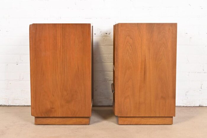 t h robsjohn gibbings for widdicomb sculpted walnut nightstands 1950s 3577