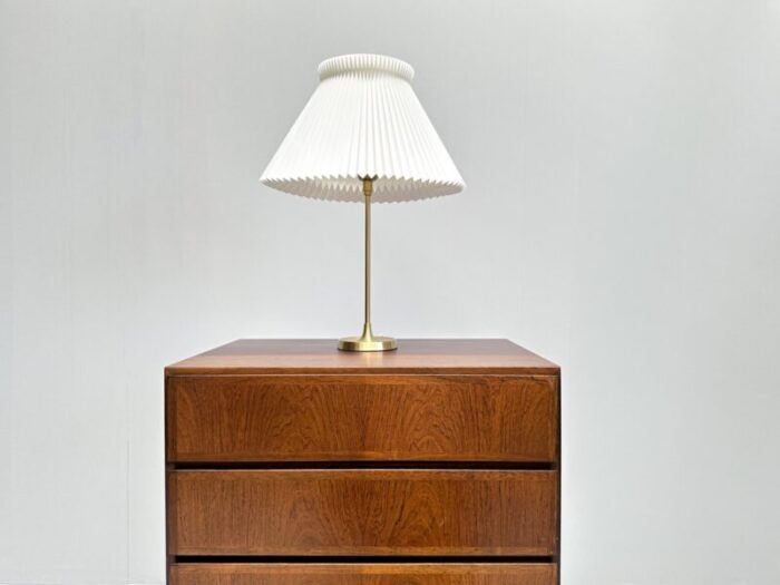 vintage 307 table lamp by esben klint for le klint 13