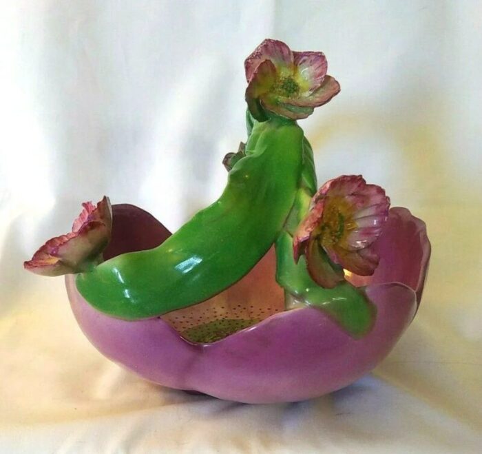 vintage fenton england radfords sculpted posy flower bon bon bowl basket with applied flowers numbered 5678