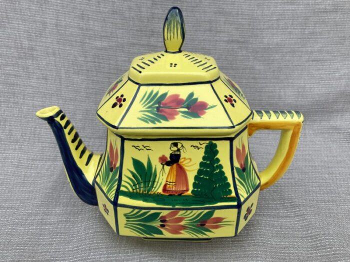 vintage heriot quimper coffee pot 7023