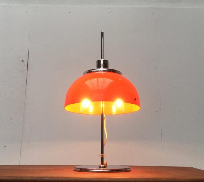 vintage italian space age faro table lamp from guzzini 1970s 15