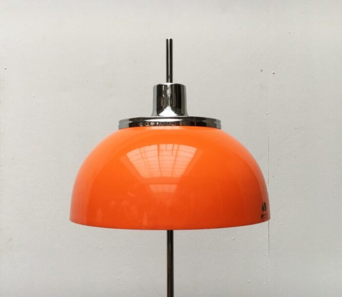 vintage italian space age faro table lamp from guzzini 1970s 18