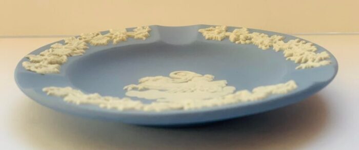 vintage mid century wedgwood blue jasperware ashtraycatchall 1266