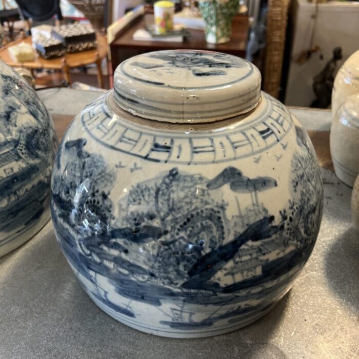 vintage pair of blue and white ginger jars with lid 5603