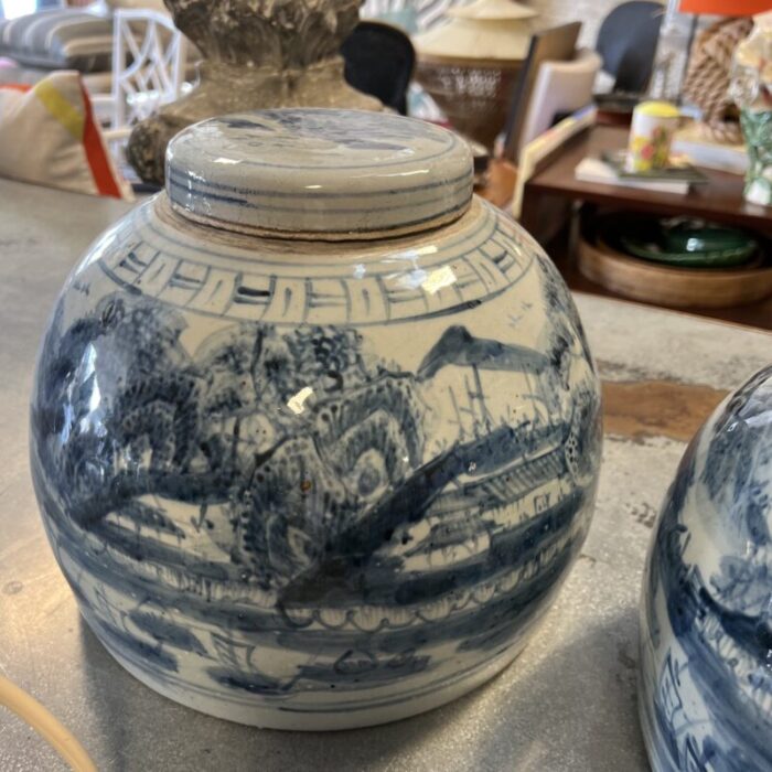 vintage pair of blue and white ginger jars with lid 6510