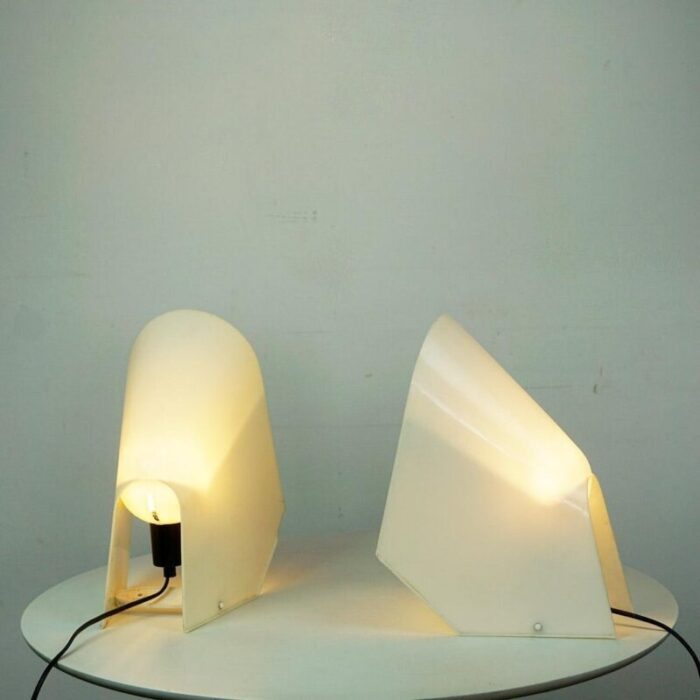 white plastic table lamps by cini boeri for stilnovo 1970s set of 2 6