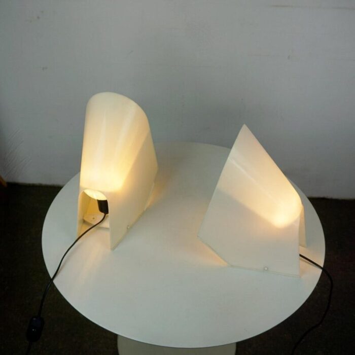 white plastic table lamps by cini boeri for stilnovo 1970s set of 2 7